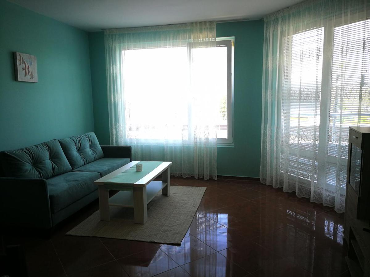 Апартамент За Гости Соня Guest Apartment Sonya Nesebar Ngoại thất bức ảnh